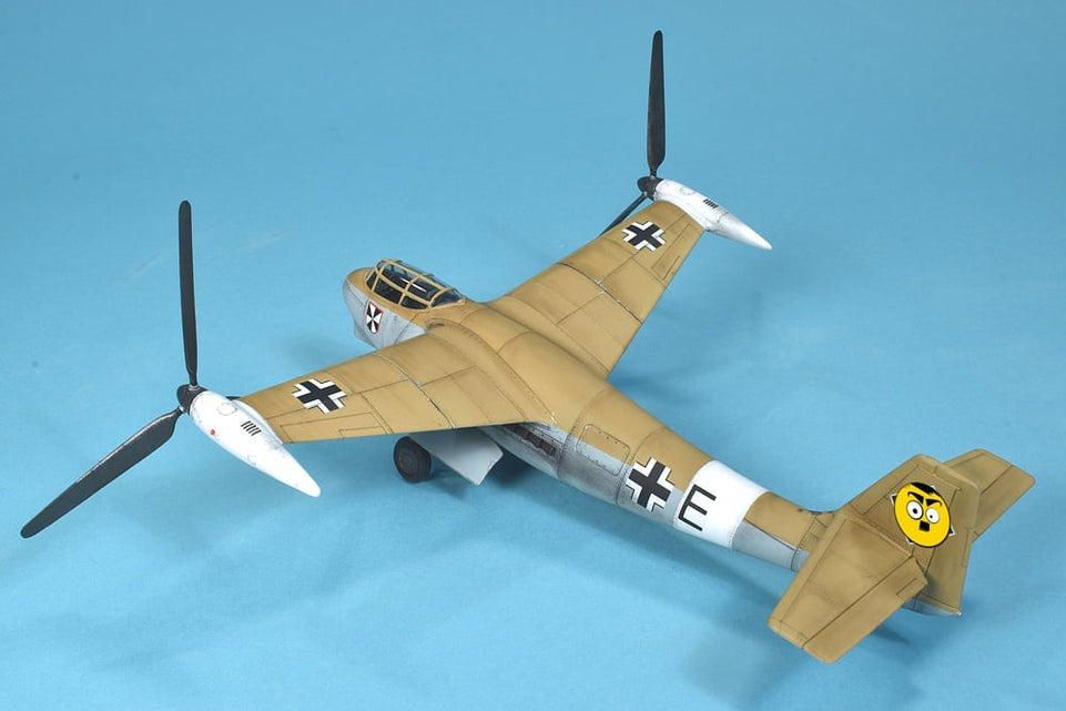 Amusing Hobby 48A002 1/48 WWII German VTOL Weserlug P.1003/1, Luftwaffe 1946