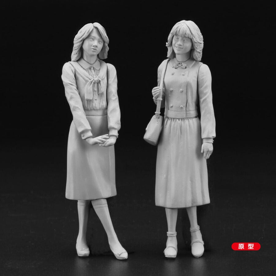 1/24 80'S GIRLS FIGURES - 2 GIRLS FIGURES SET BY HASEGAWA 29108