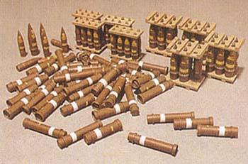 1/35 105/203mm HOWITZER ROUNDS & STOWAGE