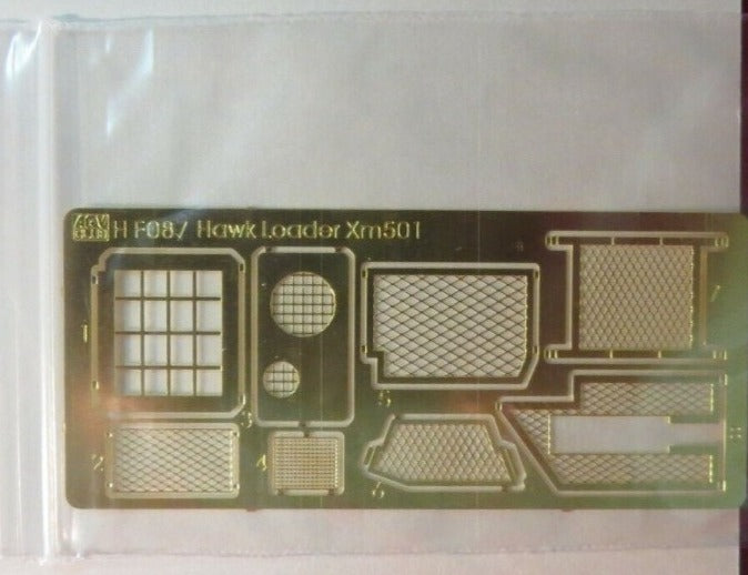 HOBBY FAN 1/35 M-501 MISSILE LOADING TRACTOR (MISSILE NOT INCLUDED)