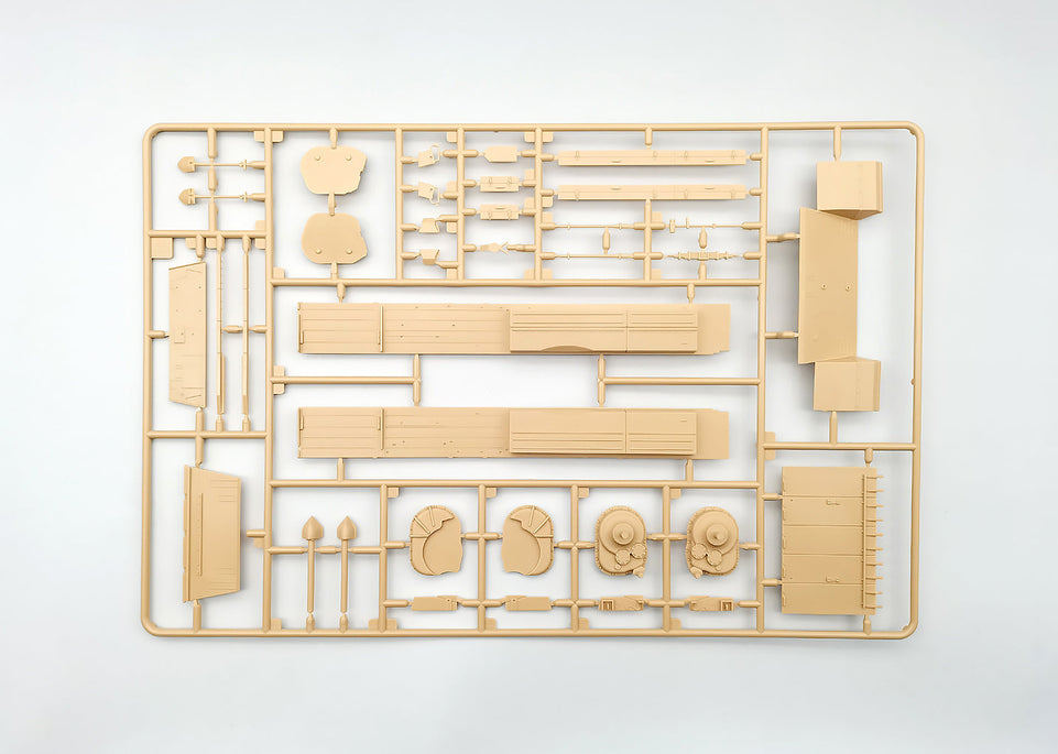 Amusing Hobby 35A029 1/35 British FV4005 Stage 2 Self-Propelled Gun with Movable Tracks