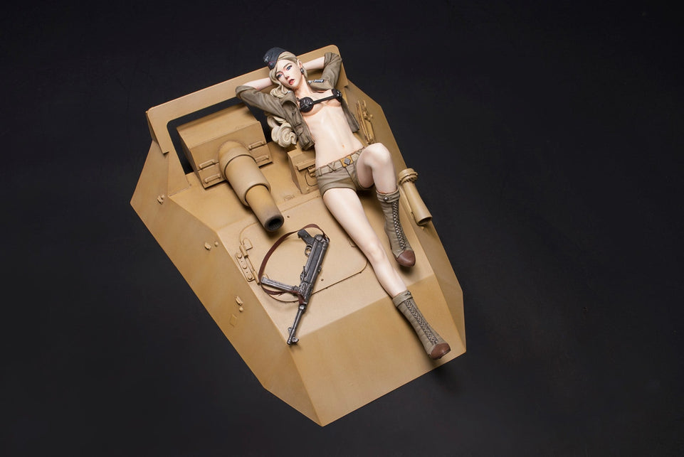 1/12 Sd.Kfz.233 Valkyrie "Helene Rommel"