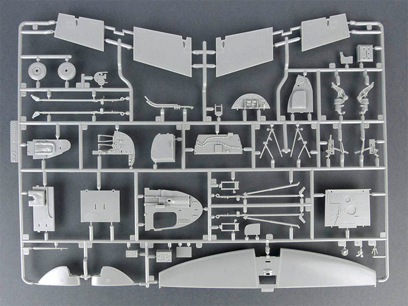 1/32 DE HAVILLAND MOSQUITO B MK.XVI "THE MASSIE" HONG KONG MODEL 01E016