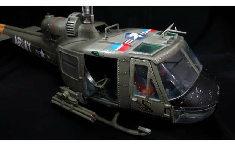 1/18 UH-1B - GUNSHIP 501st AVIATION BATTALION "FIREBIRDS" (By JS International HK)