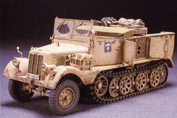 1/35 SDKFZ 11 3 TON ENGINE/FUEL TANK