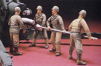 1/35 LONG TOM GUN CREW #1-4FIGS W/GUNHOS