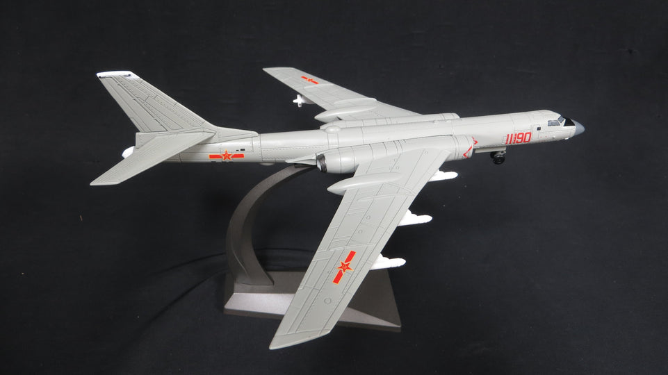 1/144 CCP PLA Air Force H-6K Long Range Bomber Diecast Model