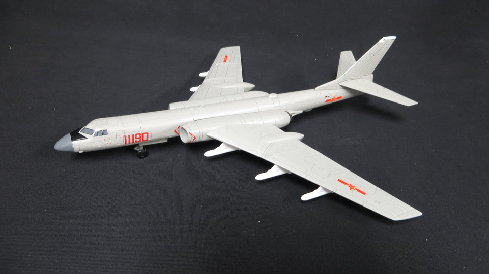 1/144 CCP PLA Air Force H-6K Long Range Bomber Diecast Model