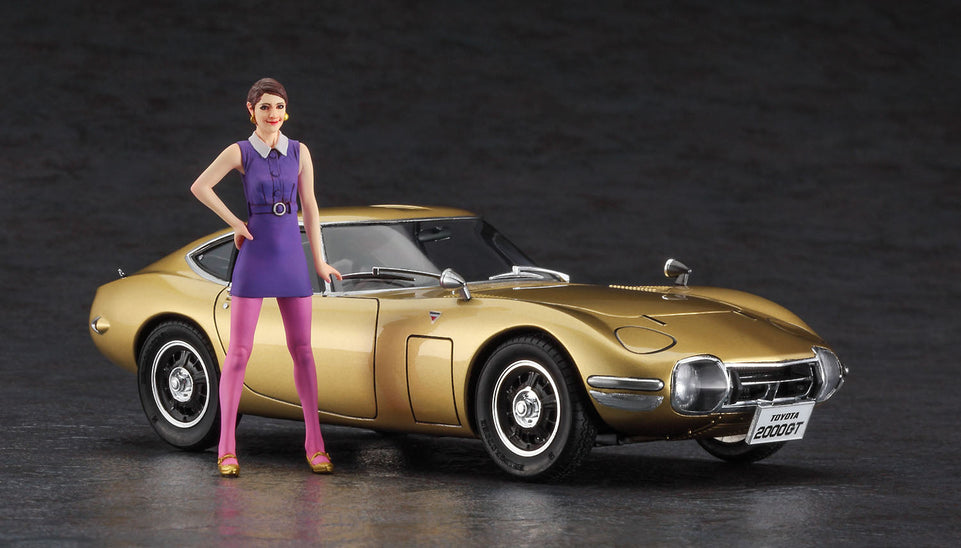 1/24 Toyota 2000GT “GOLD” w/ 60’s Girl Figure