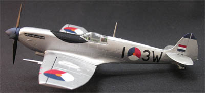 1/72 (discontinue) SPITFIRE/322 SQN LSK DUTCH AIRFORCES