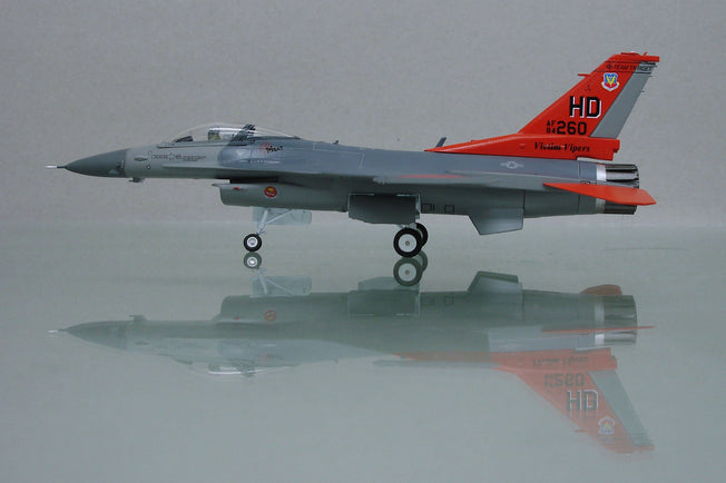 1/72 F16 VICTIM VIPER "260"