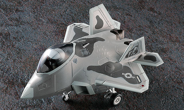 EGG PLANE NO.17 F-22 RAPTOR HASEGAWA 60127